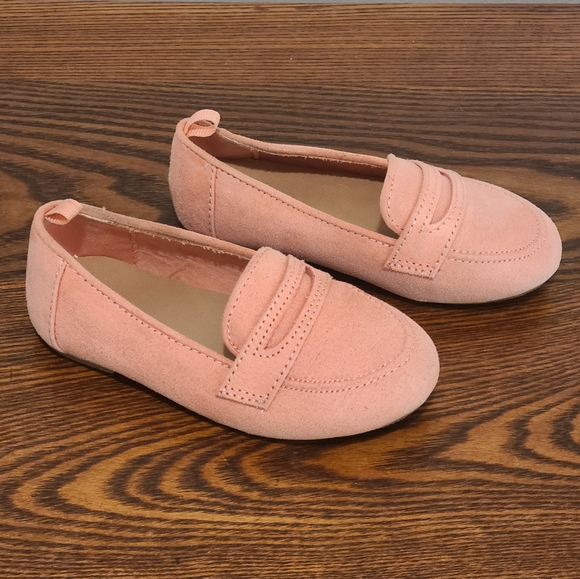 Old Navy peach suede classic loafers for toddler girl, size 7 - Picture 4 of 7